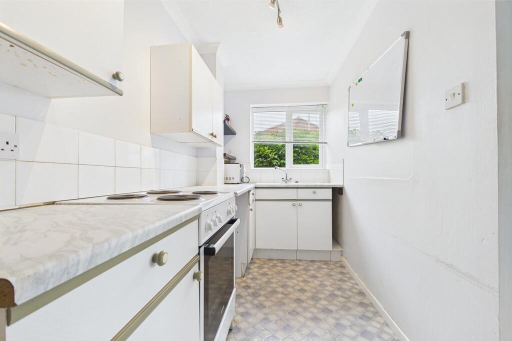 CAM01085G0-PR0549...