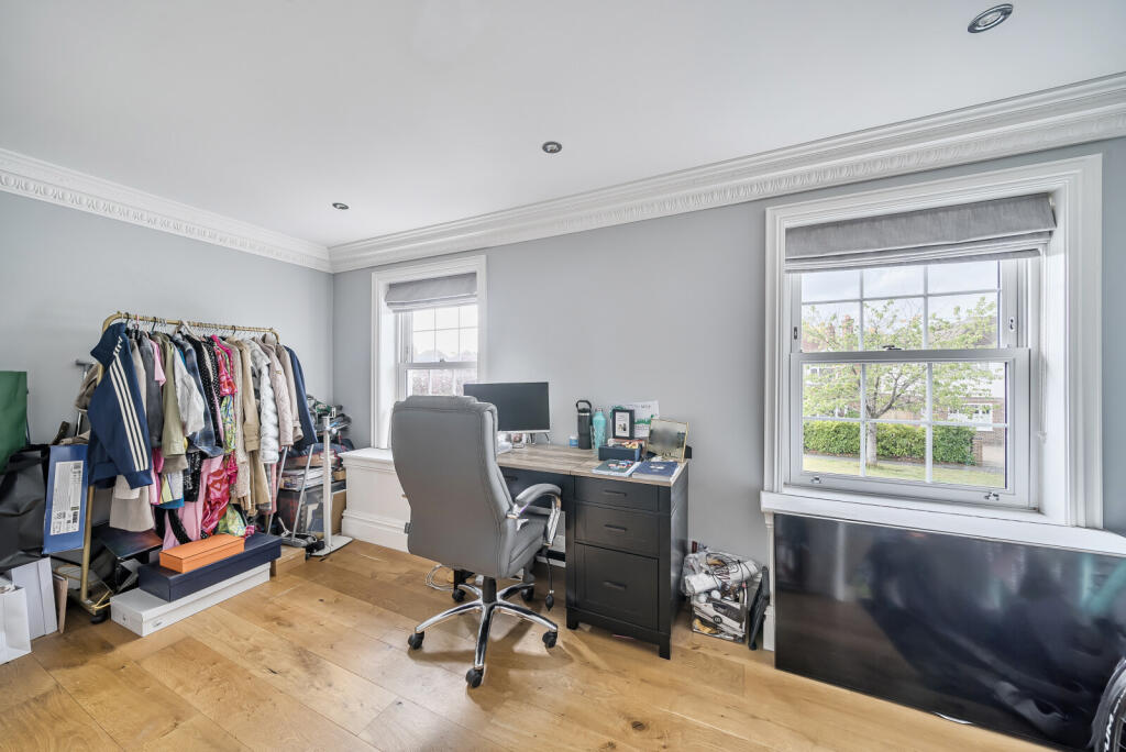 1346553-4-68b57d0...