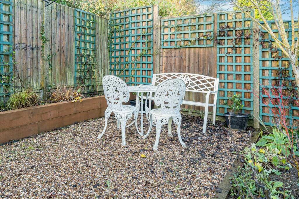 25 St. Anthonys Close