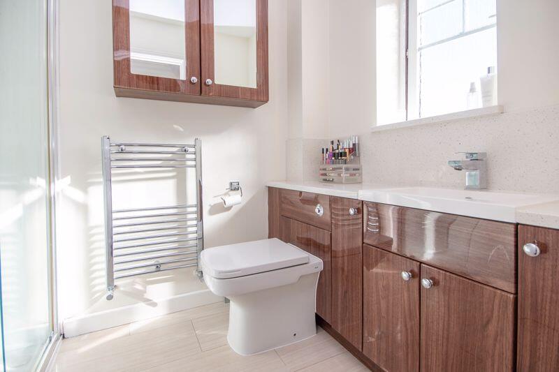 Bedroom One En-suite