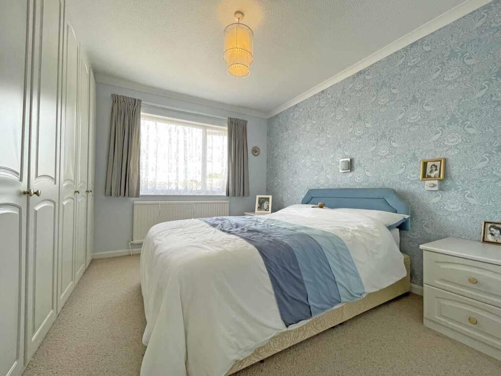 Eastcote Close 4 Bed 1.jpg