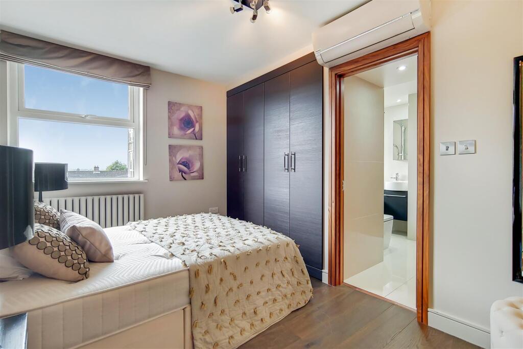 8_Bedroom 3-0.jpg