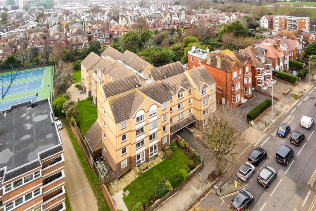 Flat 18 Homedrive House-2.jpg