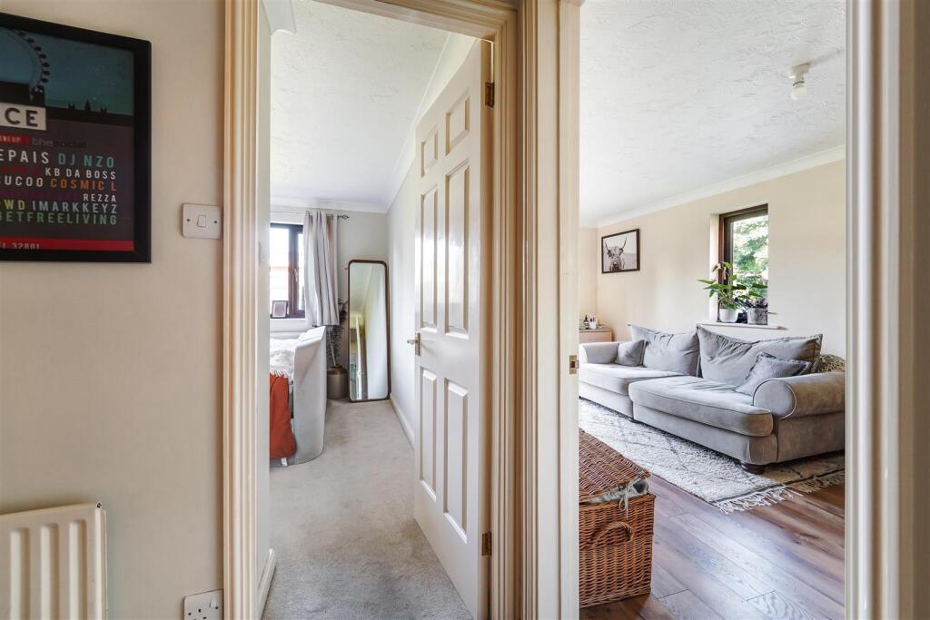 FARRIERS CLOSE (8).jpg