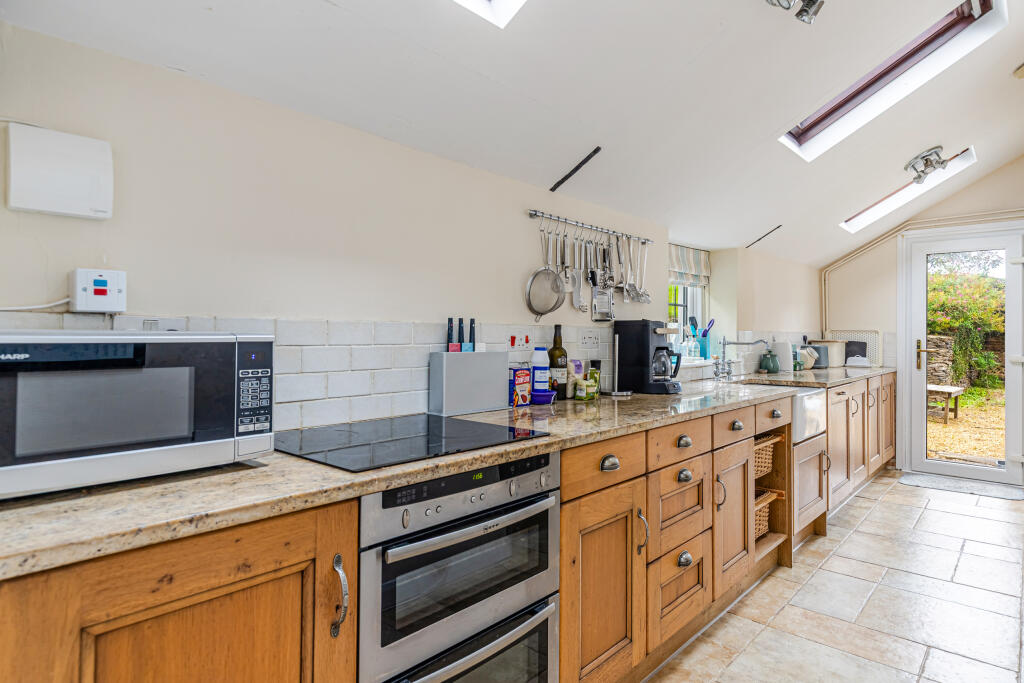 A19 - Bramble Cottage, Chillington - 250916