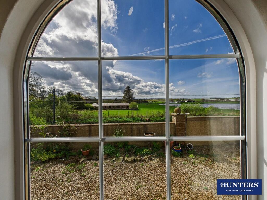 Living Room - Outlook