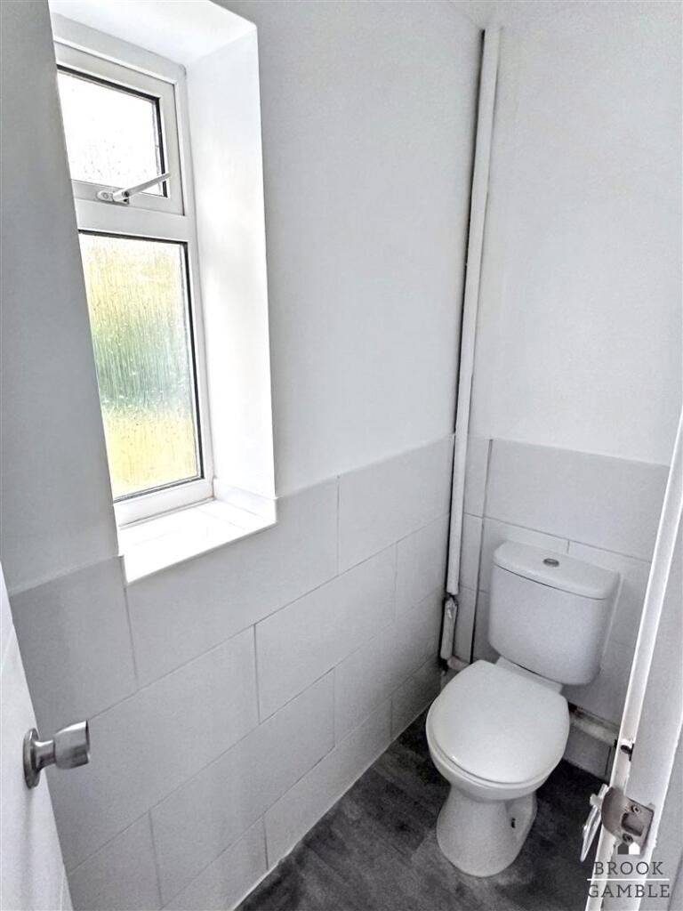 01323 438506