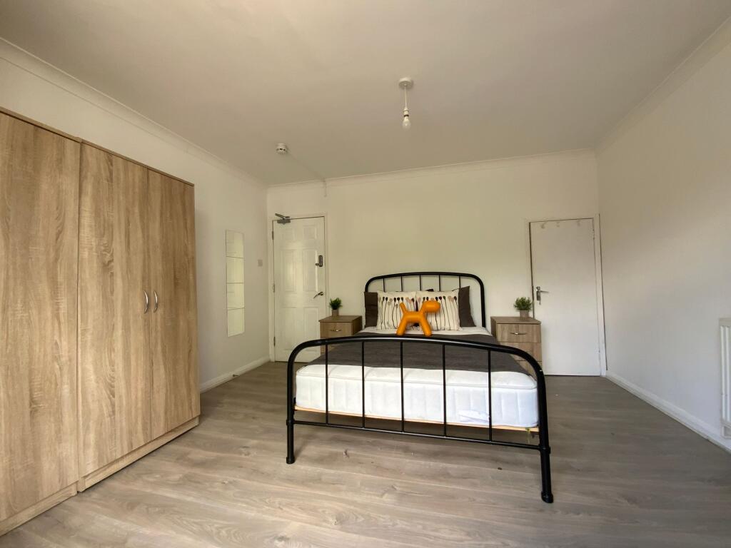 Bedroom 5