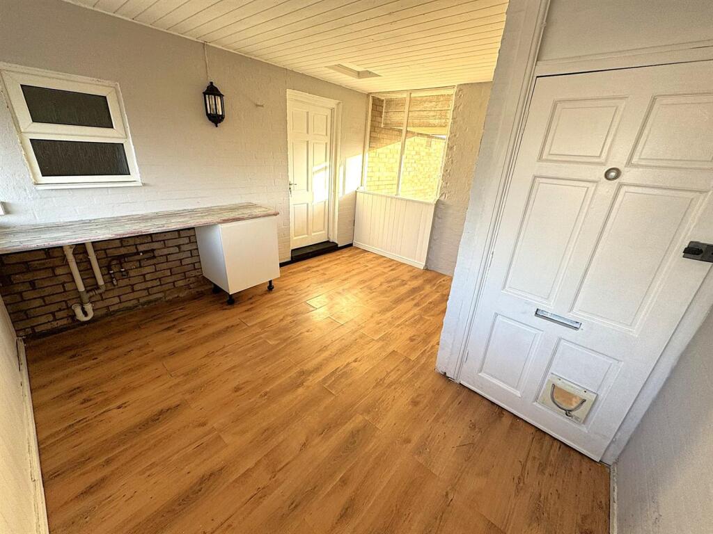 thumbnail_image1 (4).jpg