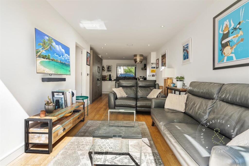 Conway Mews, Hern Crabtree (9).jpg