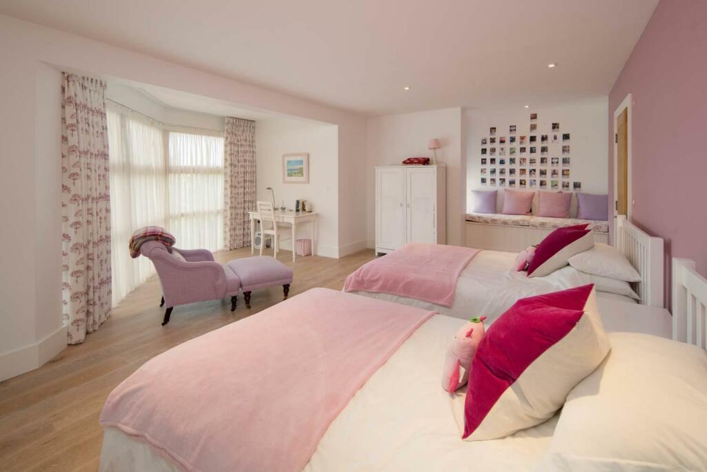 Bedroom 2.jpeg