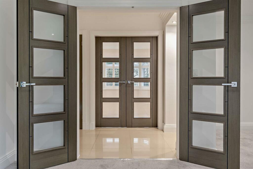 8629922-interior26-800.jpg