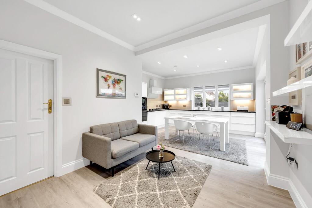 Kingsbridge Avenue-9.jpg