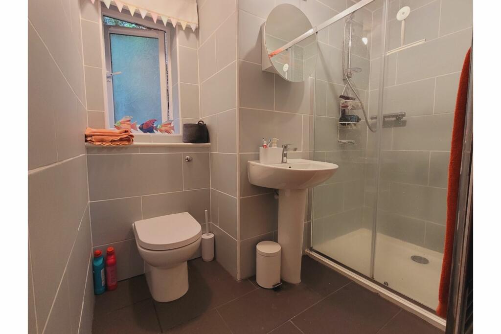 Master En-suite