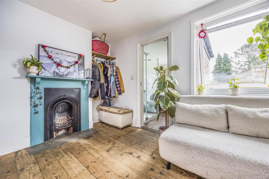 1 Beckenham Terrace, North Street, Westbourne-Port