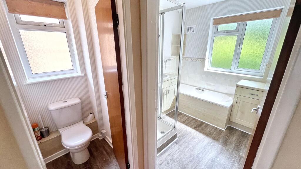 Separate WC