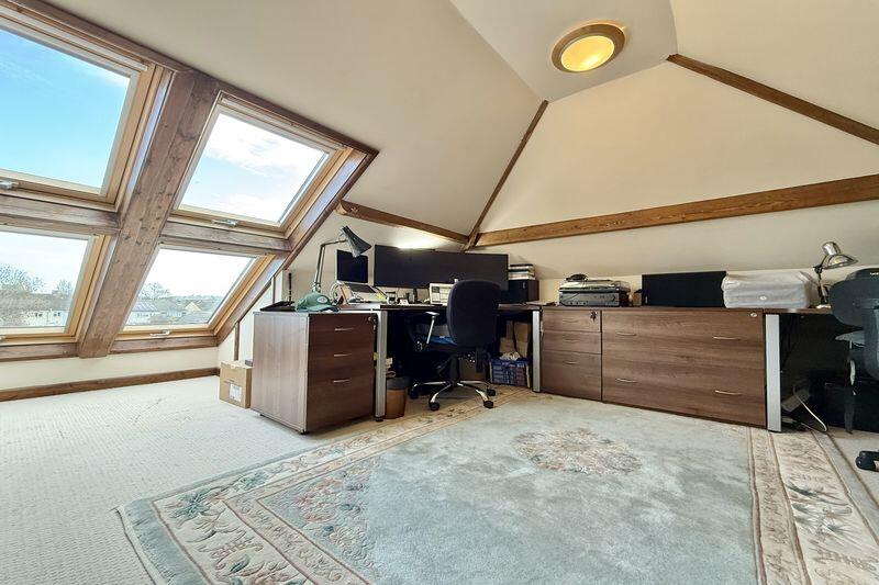 Loft Room/Bedroom 4
