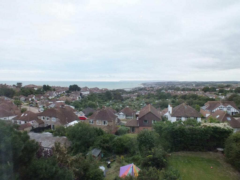 13AR - View Living R