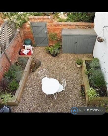 Garden - With Rear Access