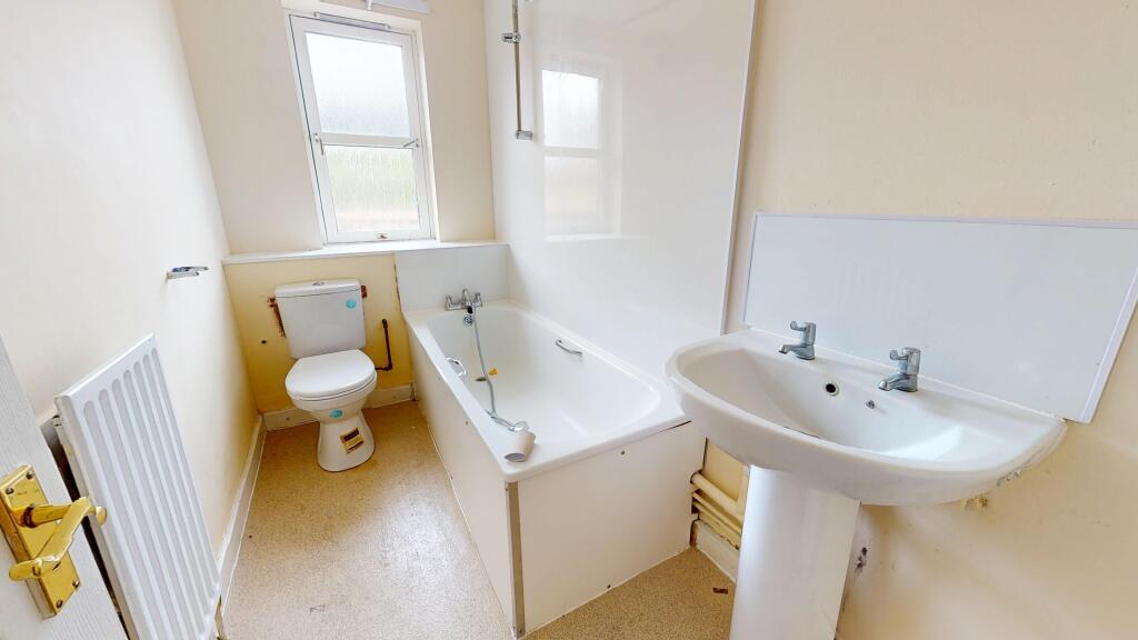 16 Longfellow Road, Walthamstow, London, E17 8DP