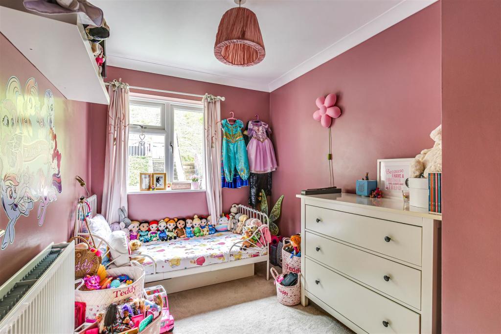 Bedroom 3.jpg