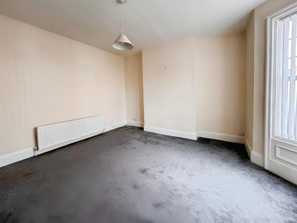 pbox-bedroom-316770.jpg