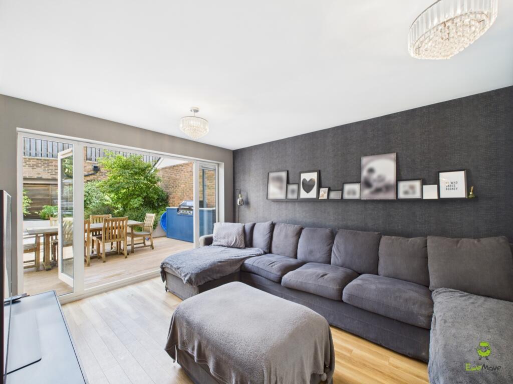 Living Room James Hillier EweMove Bexley and Dartf