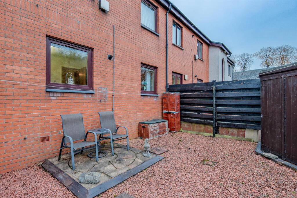 004-15 Westwood Rd, Newmains, Wishaw ML2 9DA.jpg