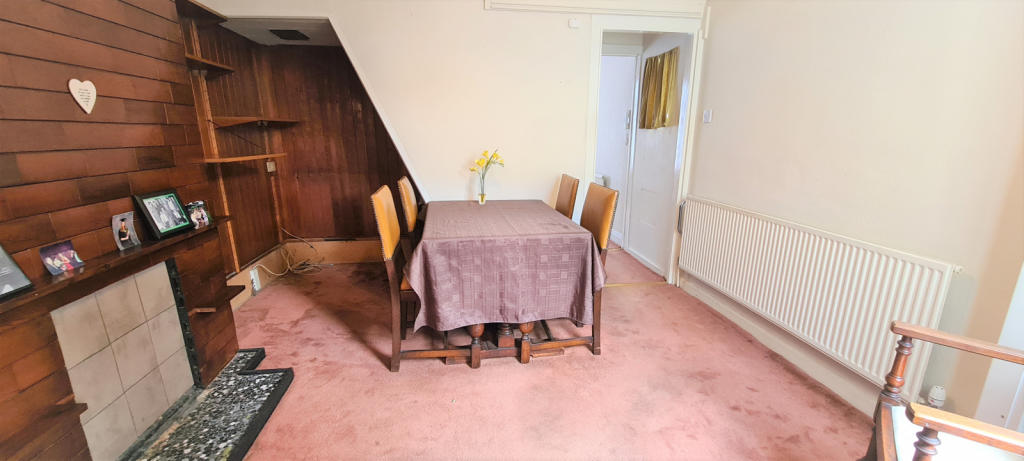 REAR RECEPTION