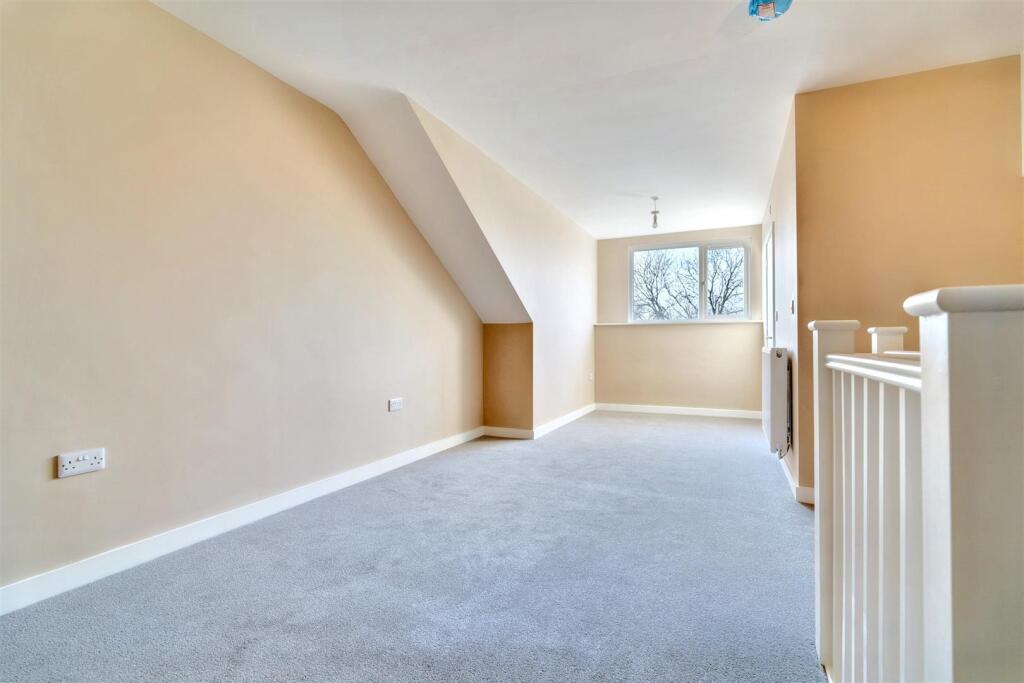 Bedroom One_3.jpeg