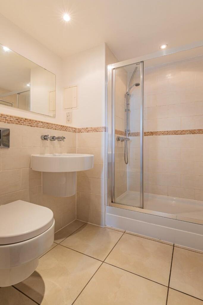 En Suite Shower Room