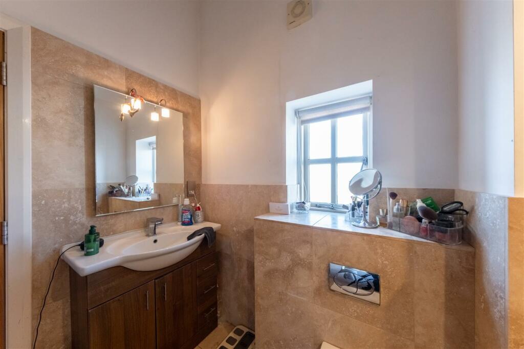 Threshing Barn-030.jpg