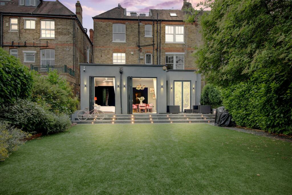 gdn-at-hse_1.jpg