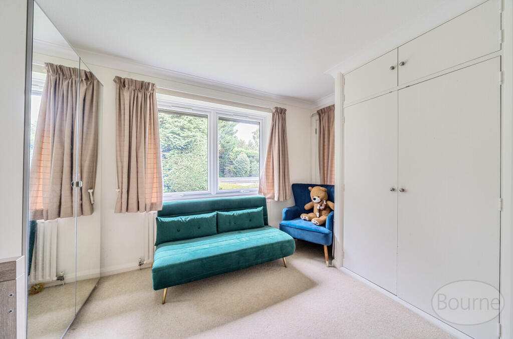 4d167035-ce79-4f8...