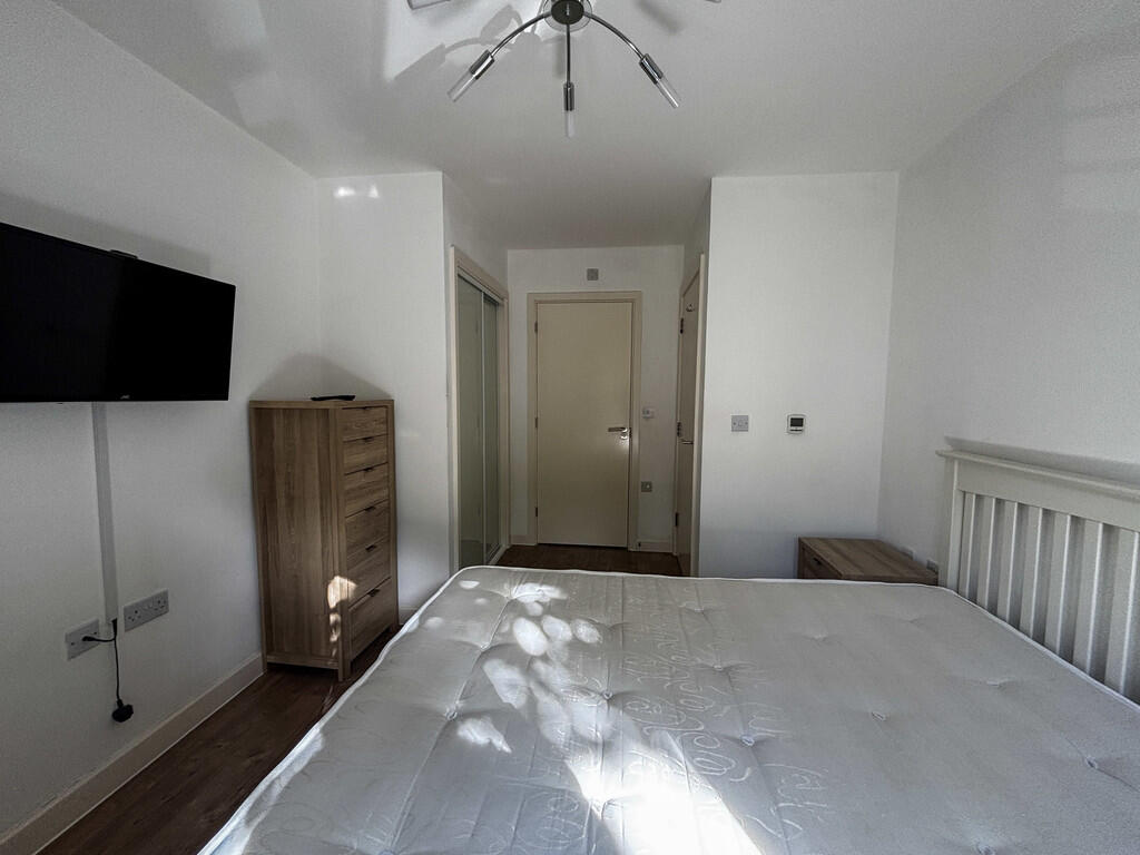 Master bedroom 2