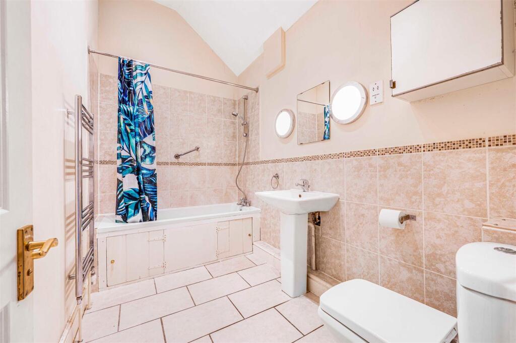 Davies___Davies-2_Coach_House_Mews-06.jpg