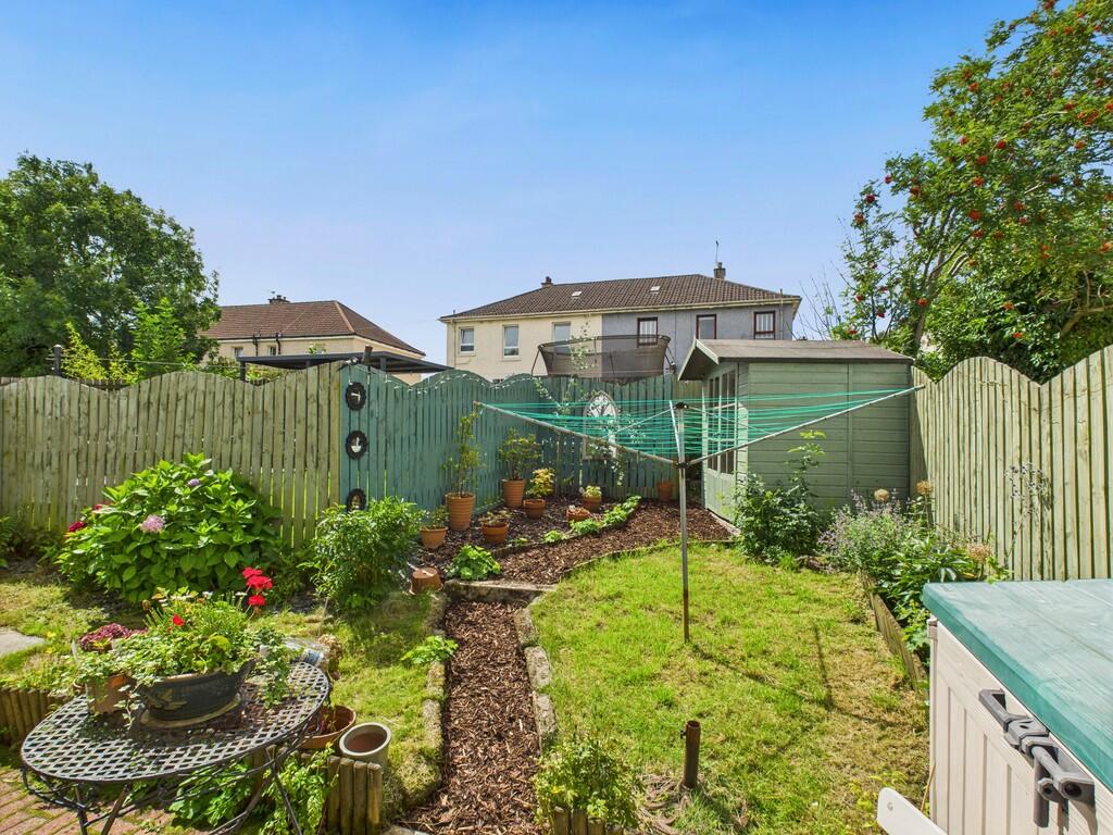 CAM05526G0-PR0011...