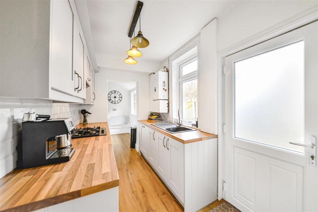 Kitchen/Utility