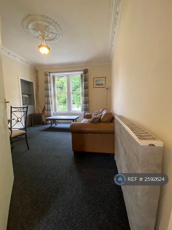 Near University West End Large 2 Bed Flat