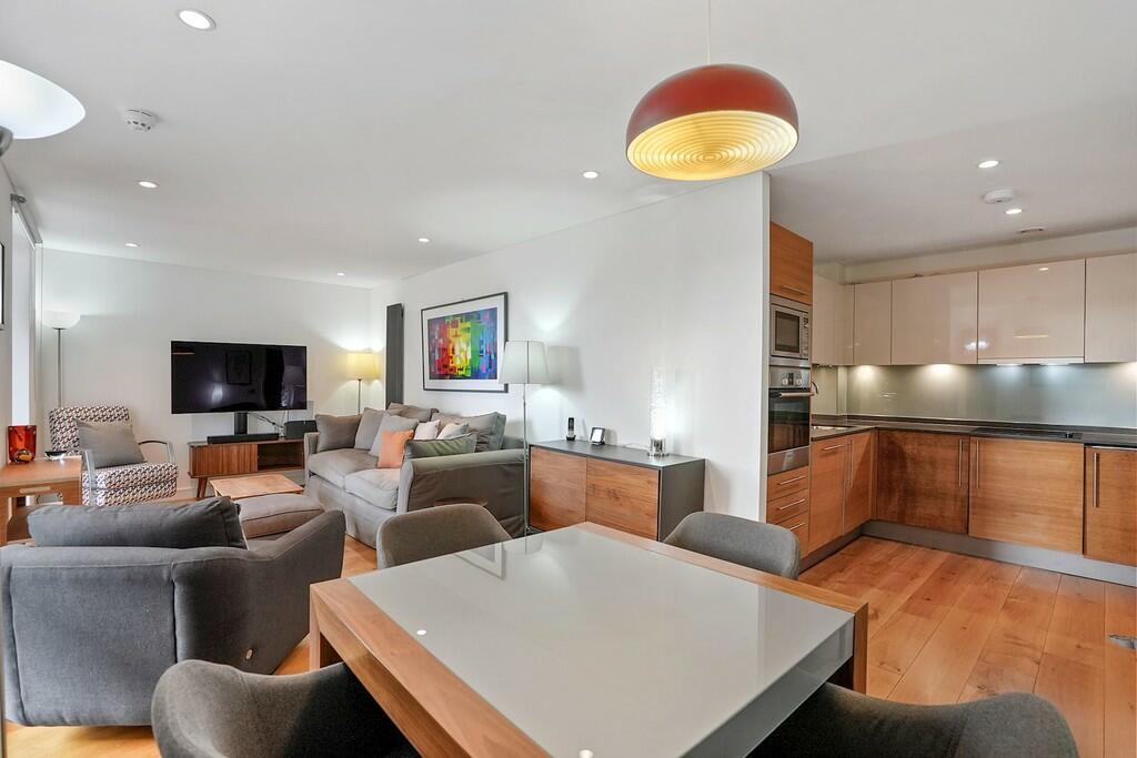 03-9af081016 - EH...