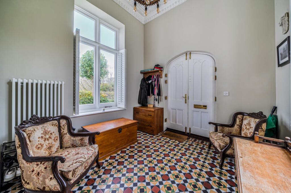 1381143-18-691363...