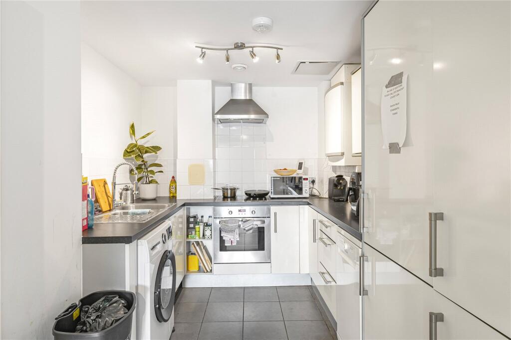 Reception/Kitchen