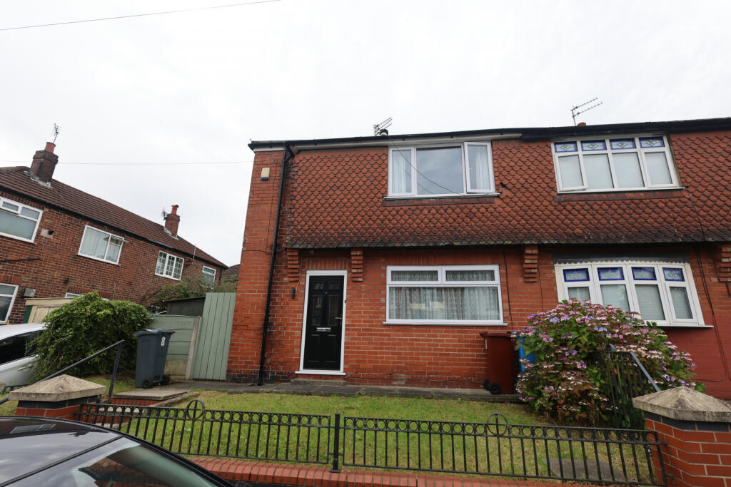 2 Bedroom Semi Detached for Sale