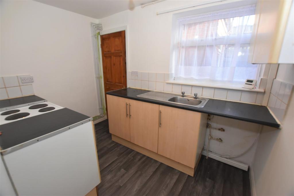 Kitchen Area.jpg