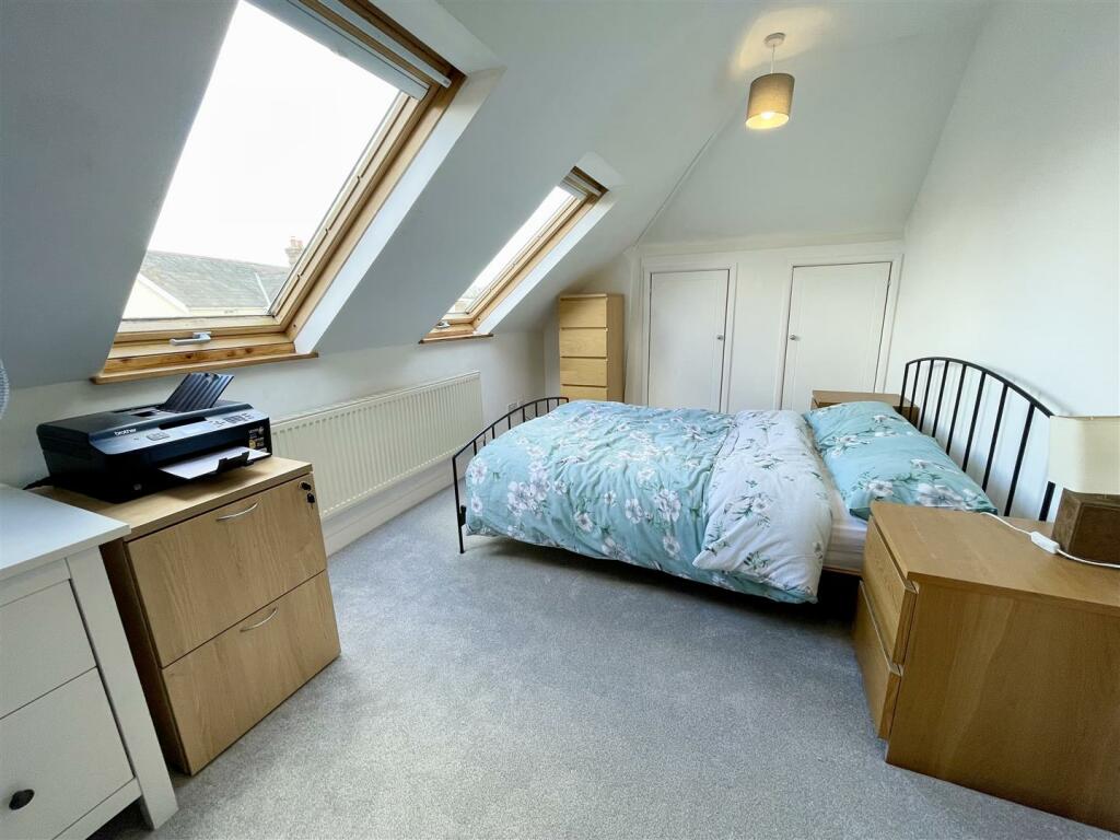 5. bed5ff.jpg
