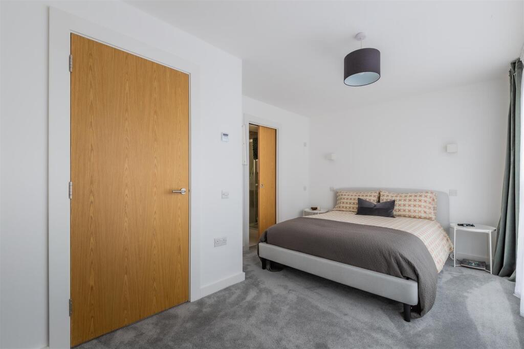 Hamilton Villas 3-25.jpg