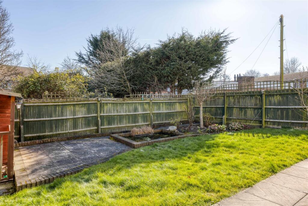 3 Dollimere Close-16.jpg