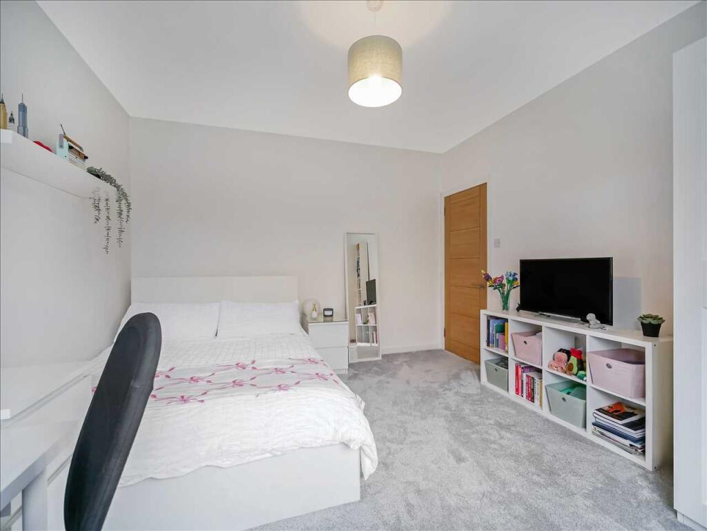 Bedroom One (2)