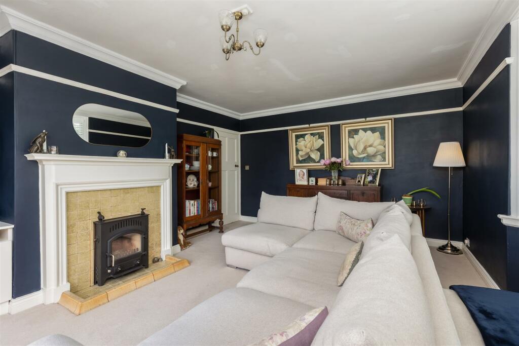Ettington House Sitting Room-3.jpg