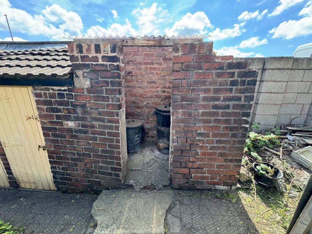 shed.jpg